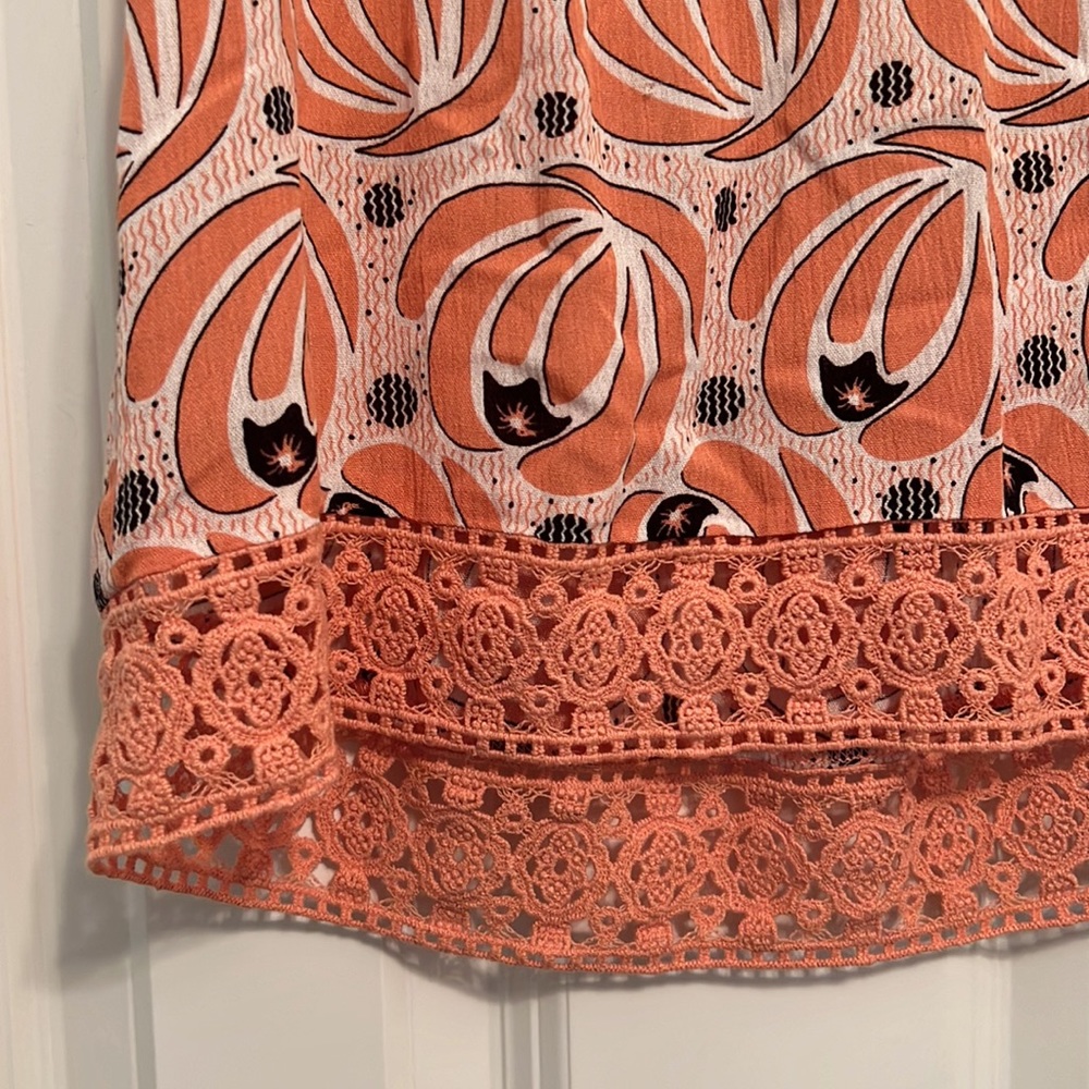 Market and Spruce NWOT Sleeveless top with crotchet detail. Sz S - Picture 4 of 5